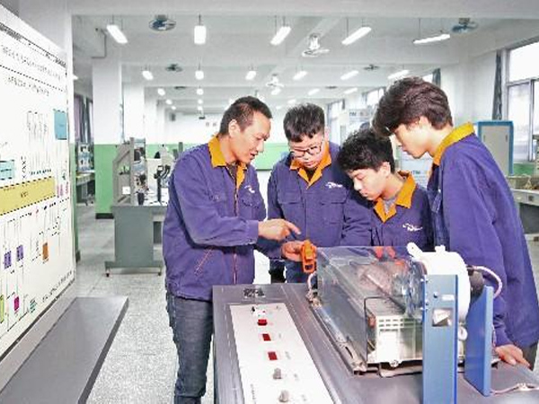 电子电器应用与维修